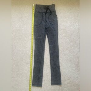 lululemon skinny will pant - size 2